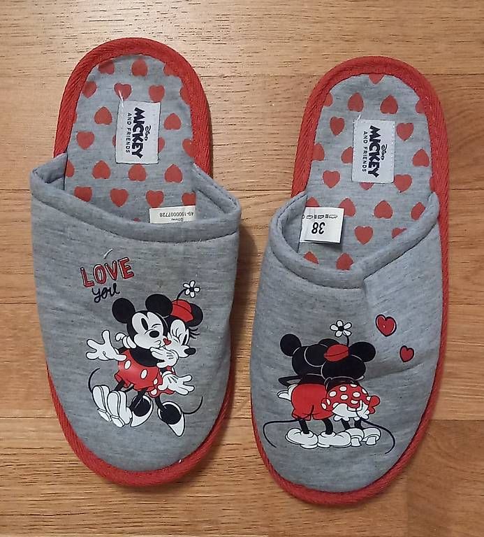 Scarpe da uomo: Hausschuhe – Usato da Uster venduto da dan_w8bc 1