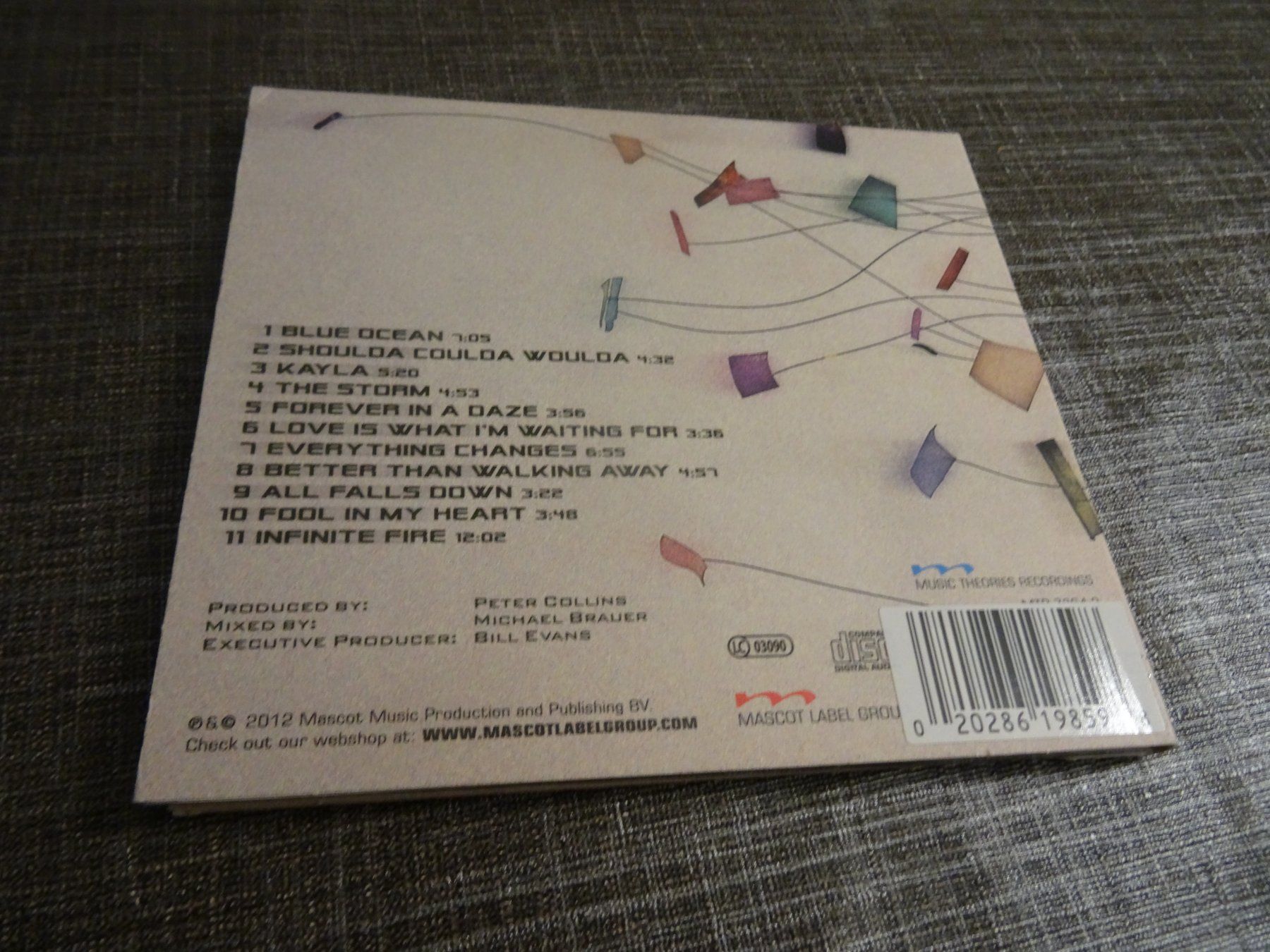 CD: Flying Colors - Limited Edition CD – Usato da Olten venduto da Disc-Ausverkauf 1