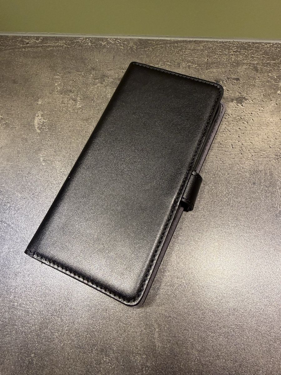 Cover & Protezioni schermo: Apple Iphone 16 Pro Max Handyhülle – Nuovo (secondo la descrizione) da Basel venduto da Exceptnotes 1
