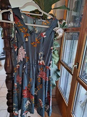 Only Sommerkleid, Grösse 36, Blumenmuster, Top Zustand