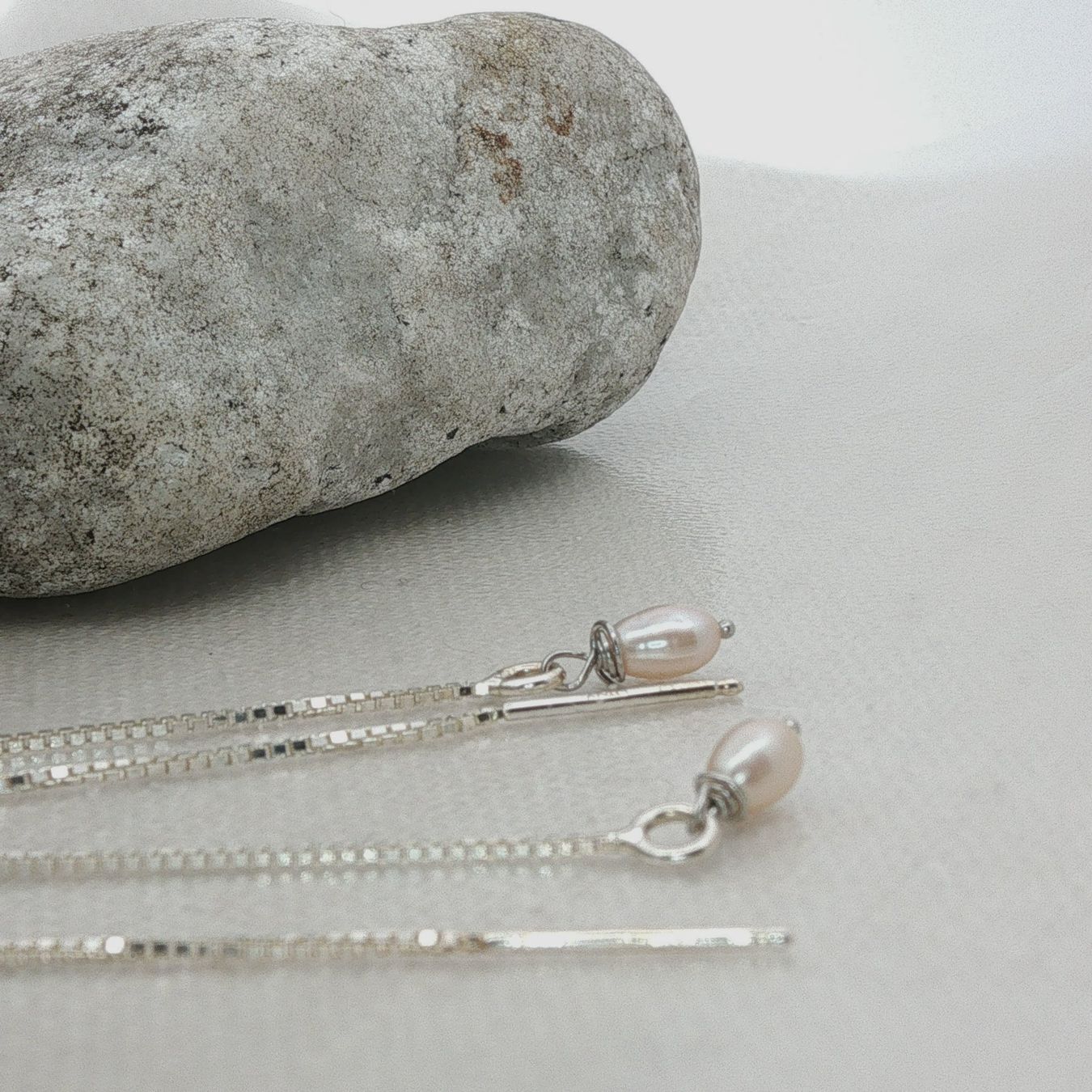 Olga Ribler Orecchini pendenti & Orecchini a lobo: Kettenohrringe mit Perlen in Silber 925 – Nuovo (secondo la descrizione) da Luzern venduto da Schmuckoutlet 3