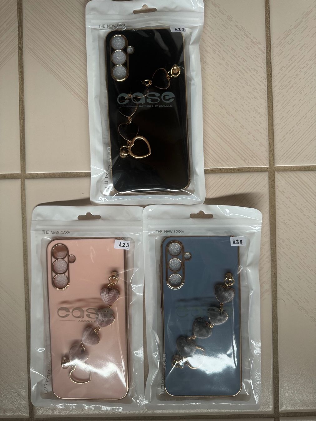 Cover & Protezioni schermo: étuis pour samsung A25 – Nuovo e nell'imballaggio originale da Marly venduto da Rage_ 2