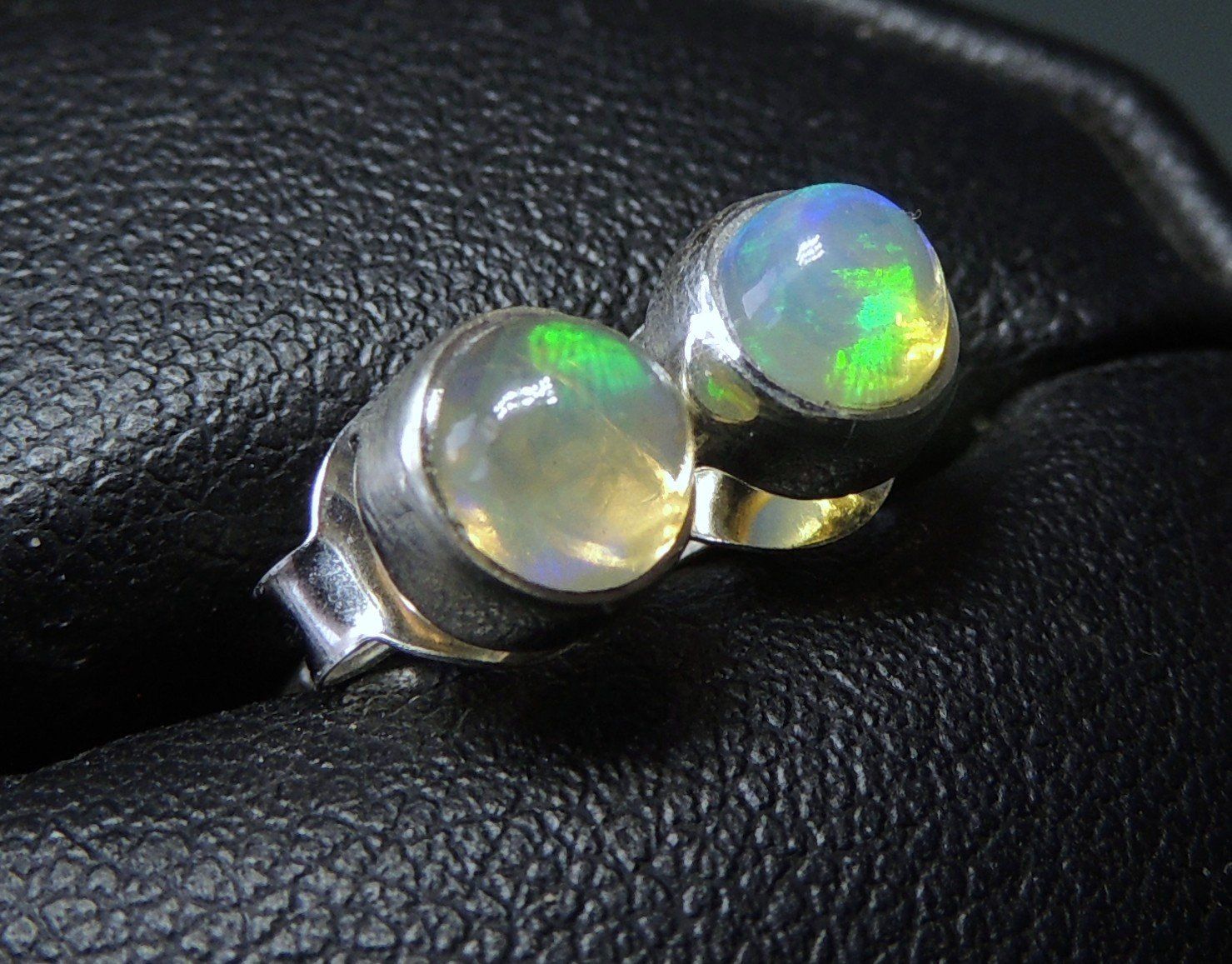 Orecchini pendenti & Orecchini a lobo: Äthiopischer Opal Silber 925 Ohrstecker 6 mm – Nuovo e nell'imballaggio originale da Waldenburg venduto da schaller707 3