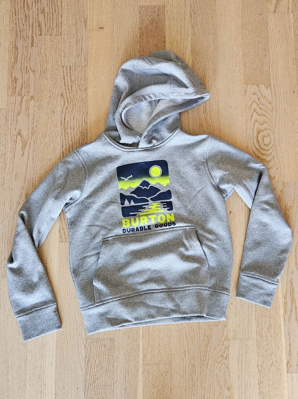 Burton Pullover & Sweatshirts: pullover Burton / sweatshirt/ kapuzenpullover – Gebraucht aus Neyruz FR von Philou6