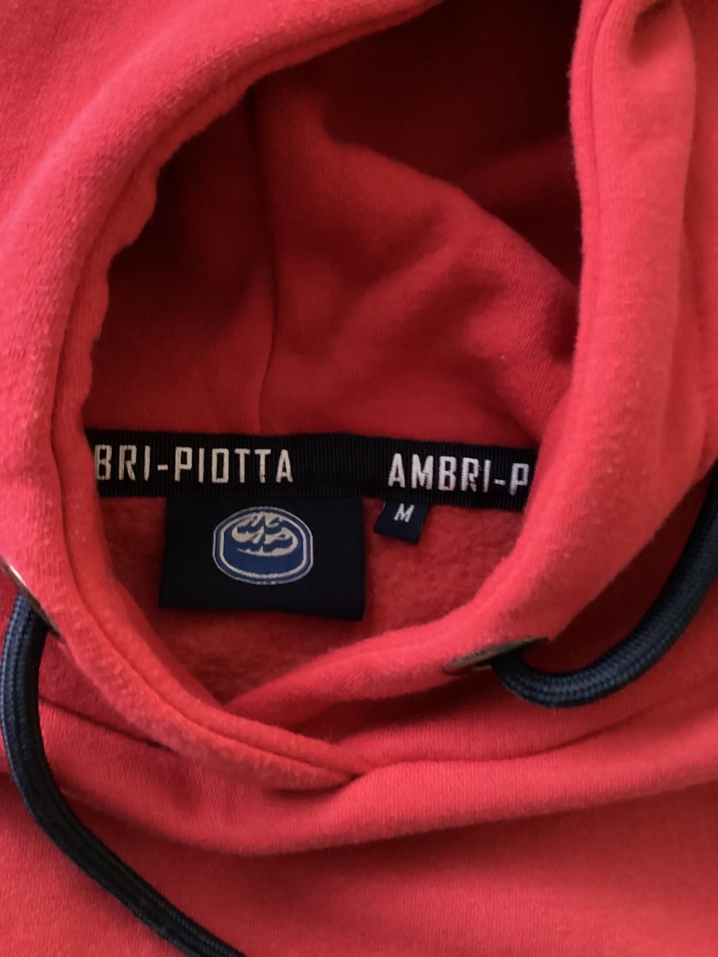 Pullover & Sweatshirts: Hoodie Ambri-Piotta Gr. M – Gebraucht aus Wagen von papai1 1