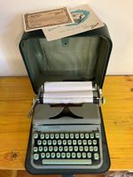 Schreibmaschine Hermes 200 mit Koffer u. Garantieschein 1957