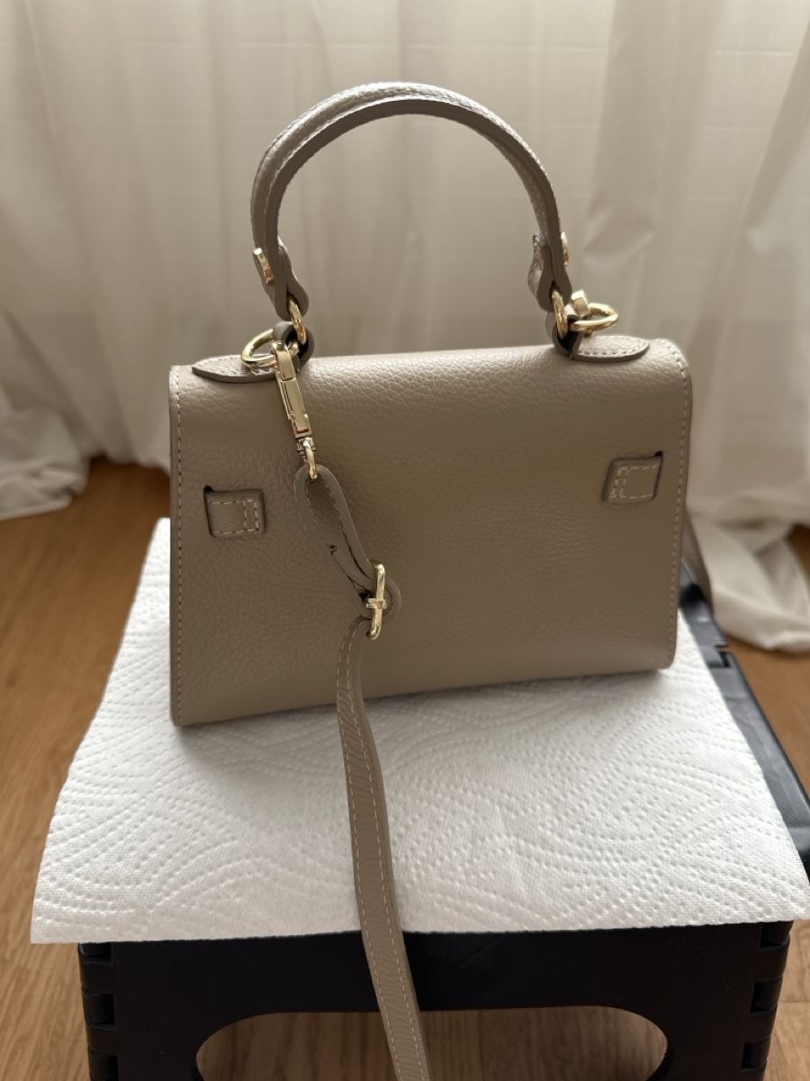Sacs femmes: Leder Handtasche – D'occasion à Zug par life-style0202 1