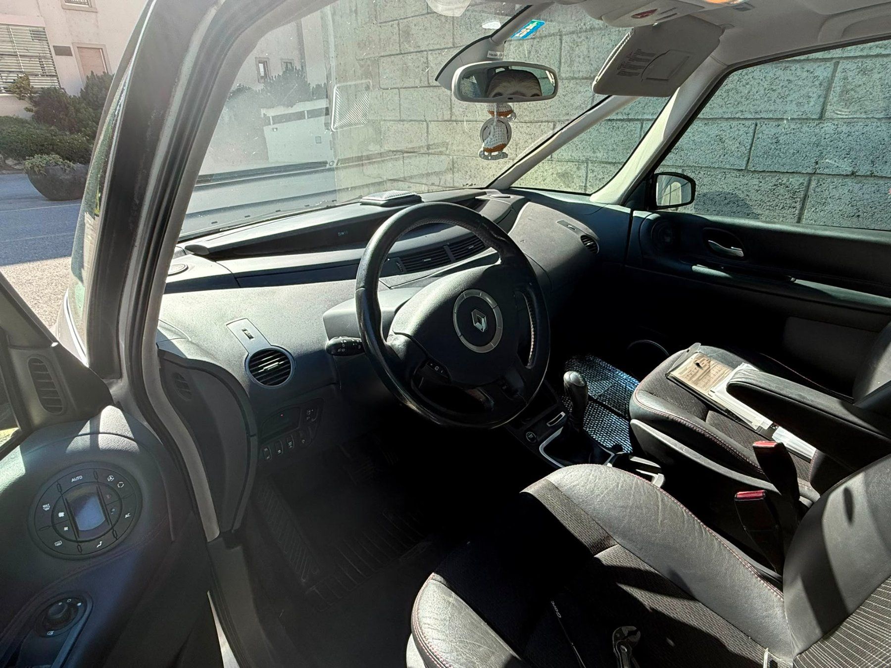 Renault Autos: Renault Grand Espace 4 2dci – D'occasion à Sion par set_5drx 2