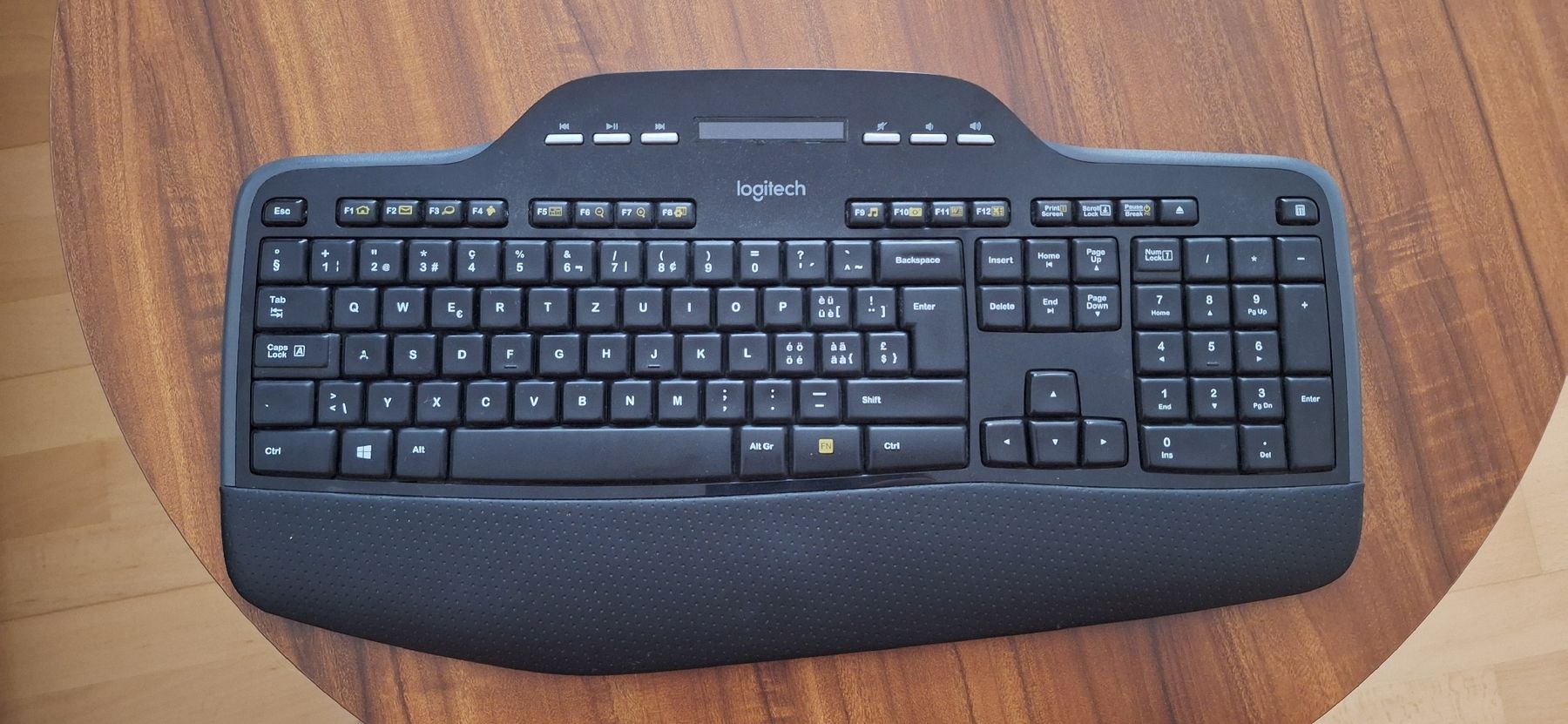 Logitech Tastiere: Logitech K710 Tastatur CH-Layout – Difettoso da Solothurn venduto da Nojted