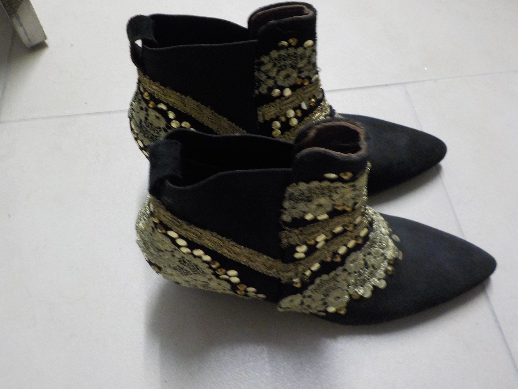 Scarpe da donna: Stiefeleten, Grösse 37 – Nuovo (secondo la descrizione) da Muri b. Bern venduto da Silberdolphin 1