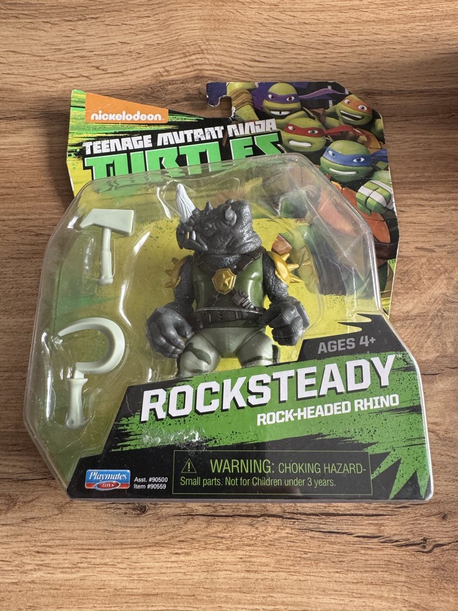 Figurines: ninja turtles rocksteady – Neuf avec emballage d'origine à Wetzikon ZH par the-collector91