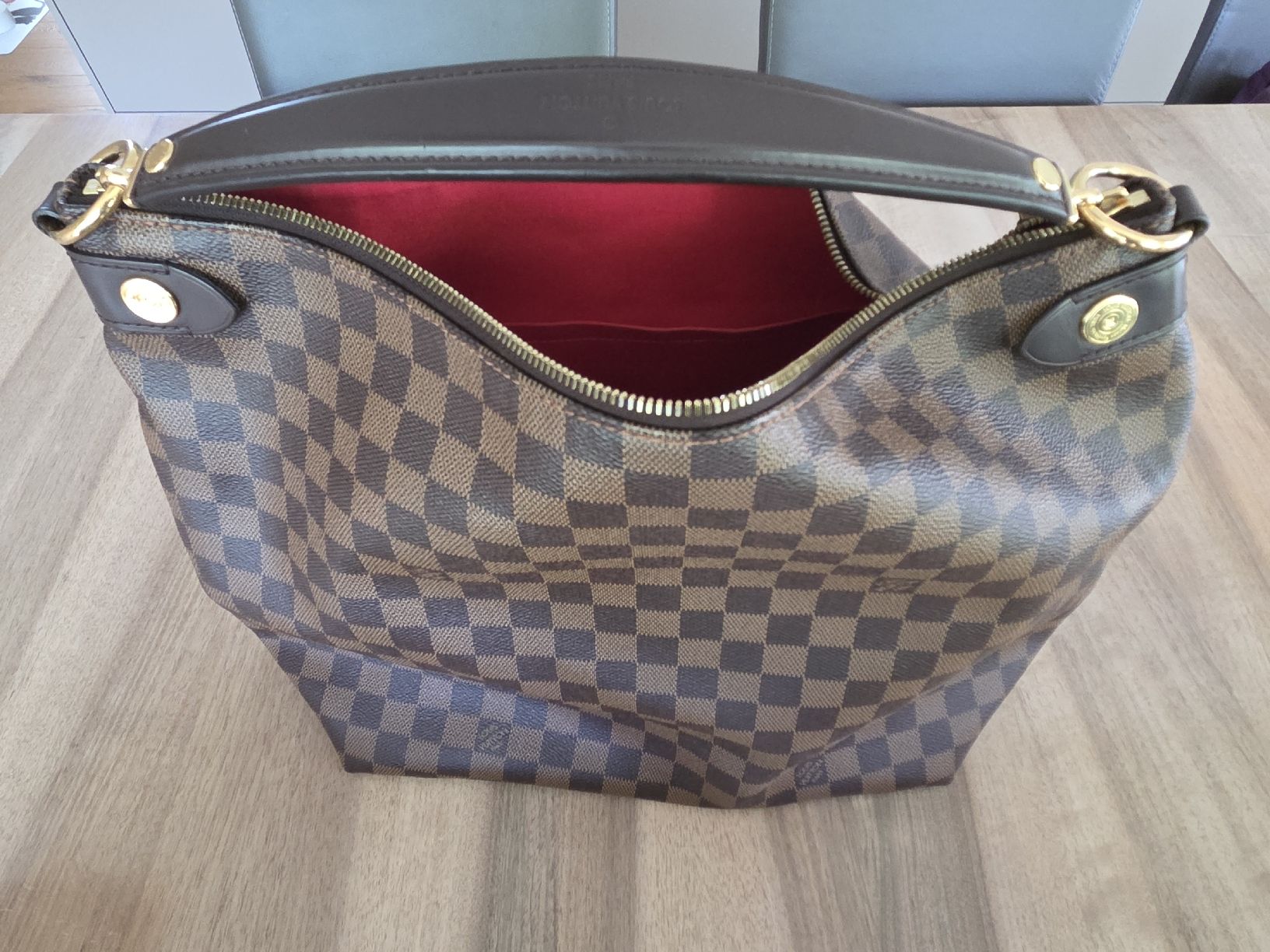 Louis Vuitton Borse da donna: Louis Vuitton Duomo Hobo Schultertasche – Nuovo (secondo la descrizione) da Näfels venduto da ratzbatz_02