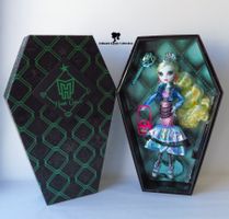 Monster High Haunt Couture Lagoona Blue Doll NRFB