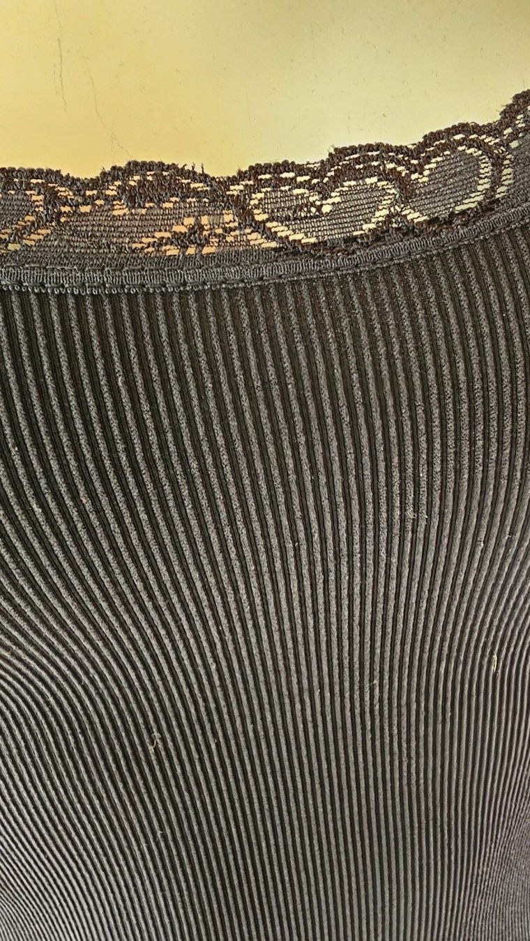 Top: M-MALA Tanktop Schwarz – Nuovo e nell'imballaggio originale da Schwanden GL venduto da _giianna_ 1