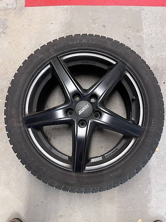 Pneumatici & Ruote complete: Pneus hivers Audi A3 – Usato da Boudry venduto da Stephlan