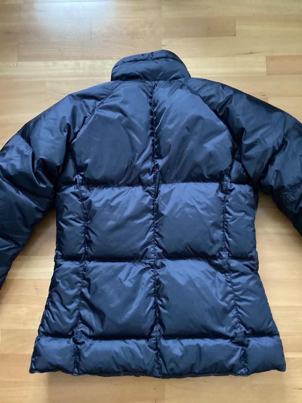 Giacche: Jet Set, Damendaunenjacke, Gr. 40 – Usato da Salenstein venduto da Esprit57 5