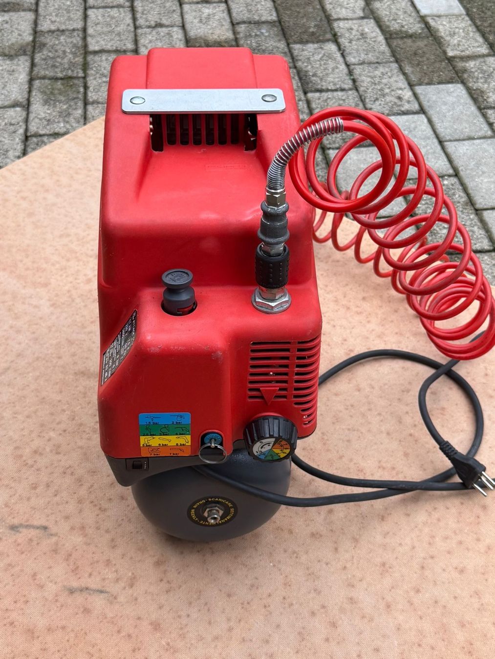 Compresseurs: Kompressor, Fini Airattack – D'occasion à Wattwil par diamant1 3