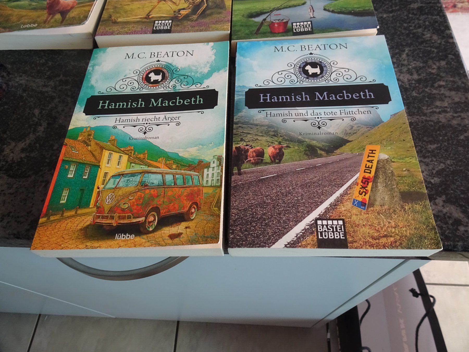 Libri: 7x  M.C. Beaton Hamish Macbeth Krimis MA – Usato da Zürich venduto da Roulet 3