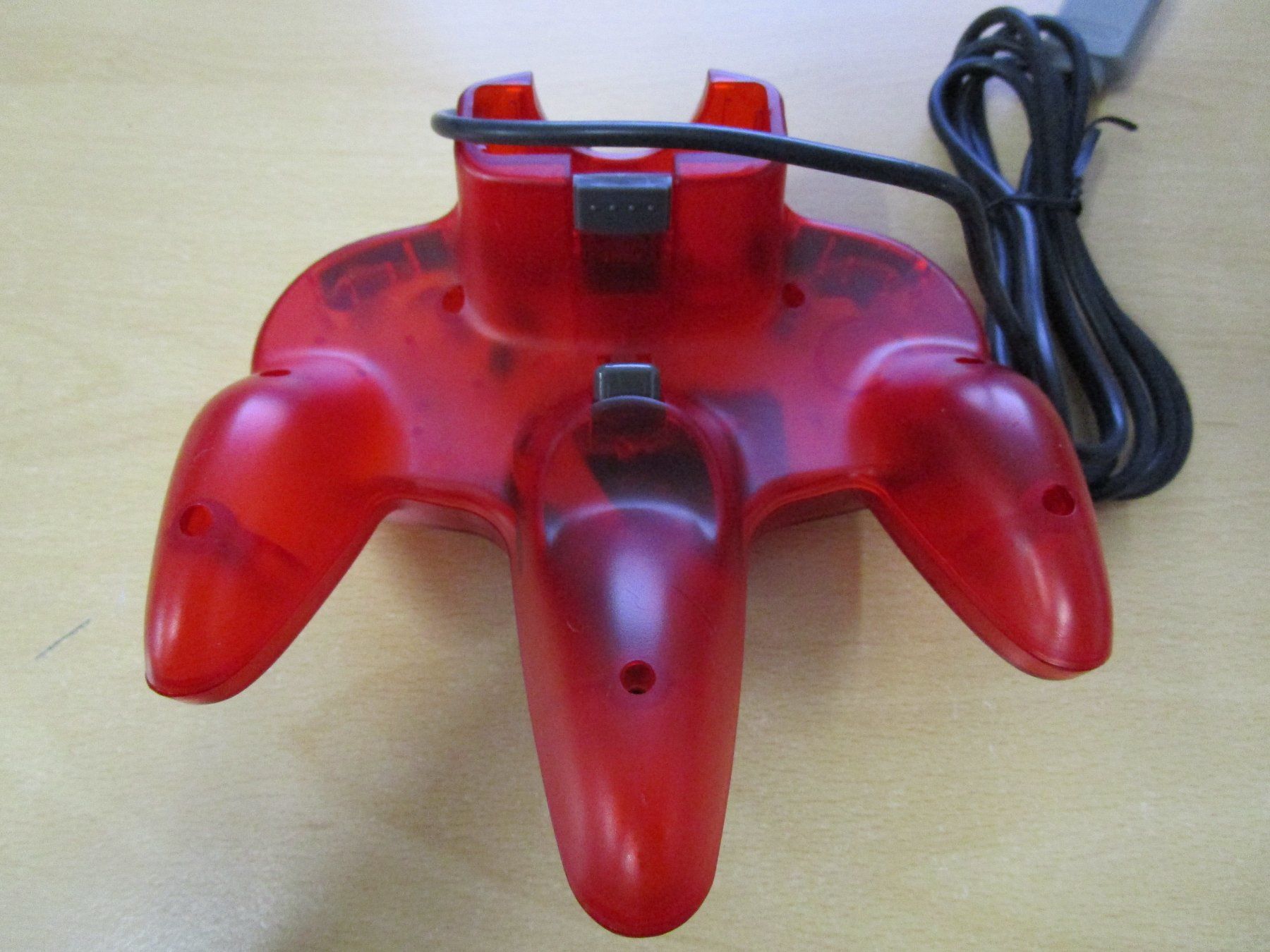 Controller: Nintendo 64 Controller - Farbe clear red - Neuware - N64 Pad – Nuovo (secondo la descrizione) da Goldau venduto da agestuffer 2