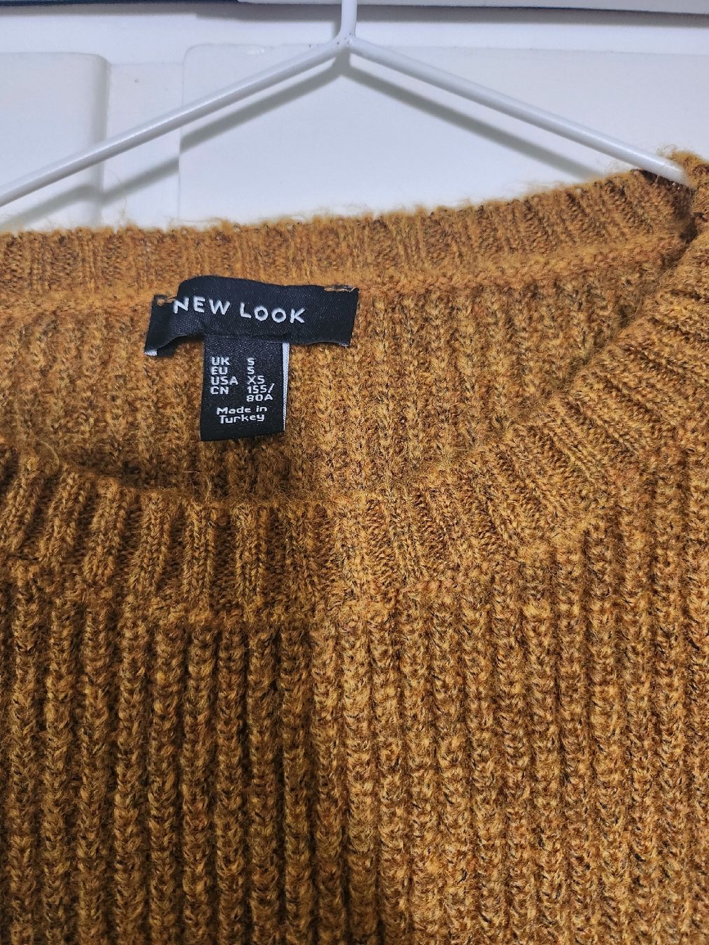 Maglioni & Felpe: crop sweater – Usato da Schlieren venduto da wik_69lh 1