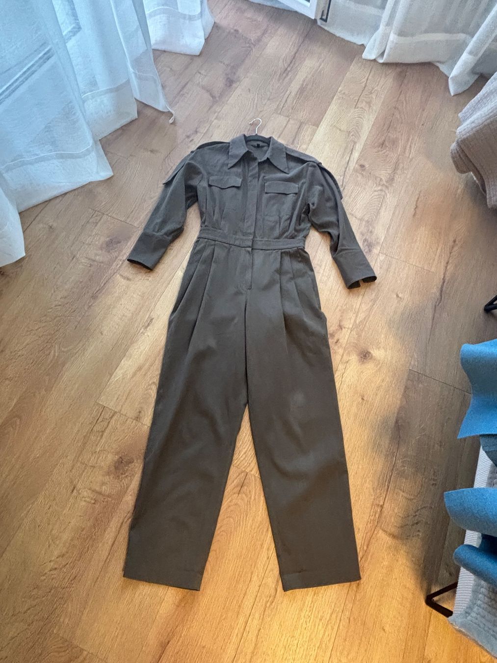 Massimo Dutti Tute: Massimo Dutti Jumpsuit – Usato da St. Margrethen SG venduto da dijanaO