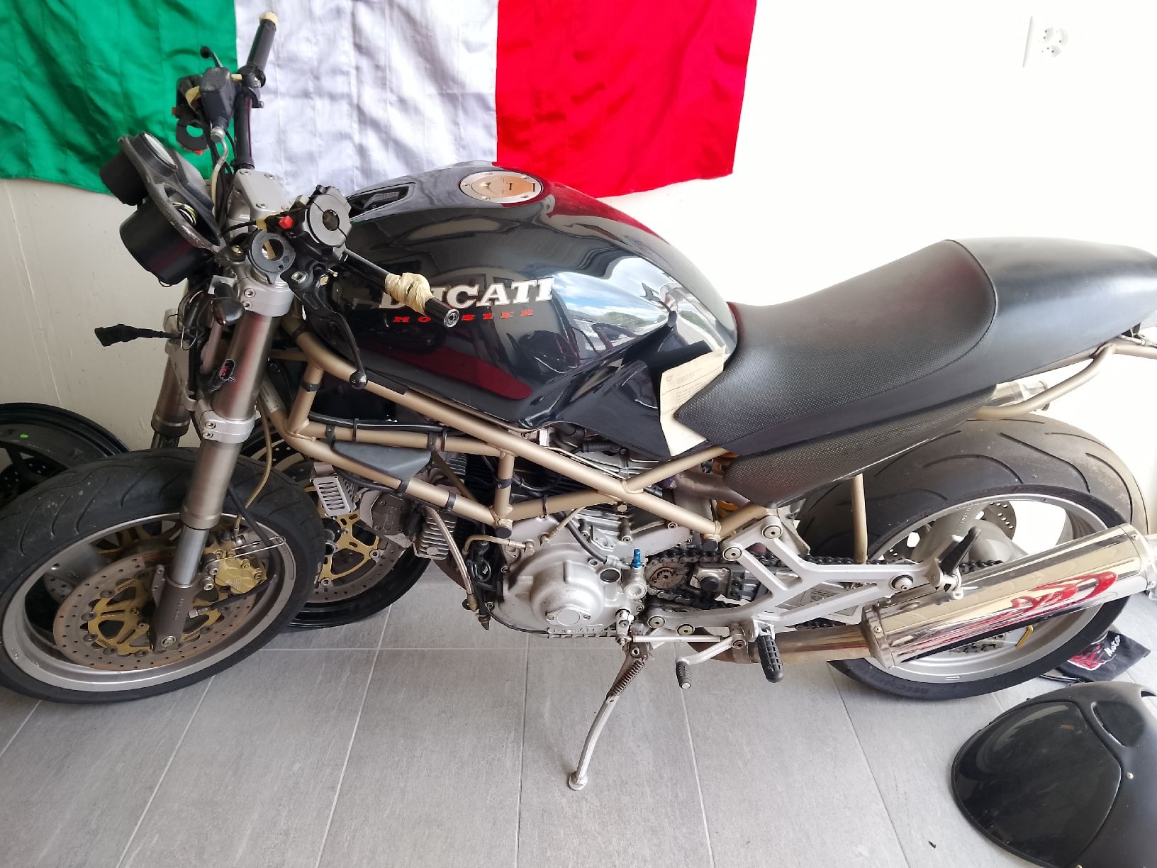 Ducati Strada: Ducati Monster 900 – Difettoso da Däniken SO venduto da officina82