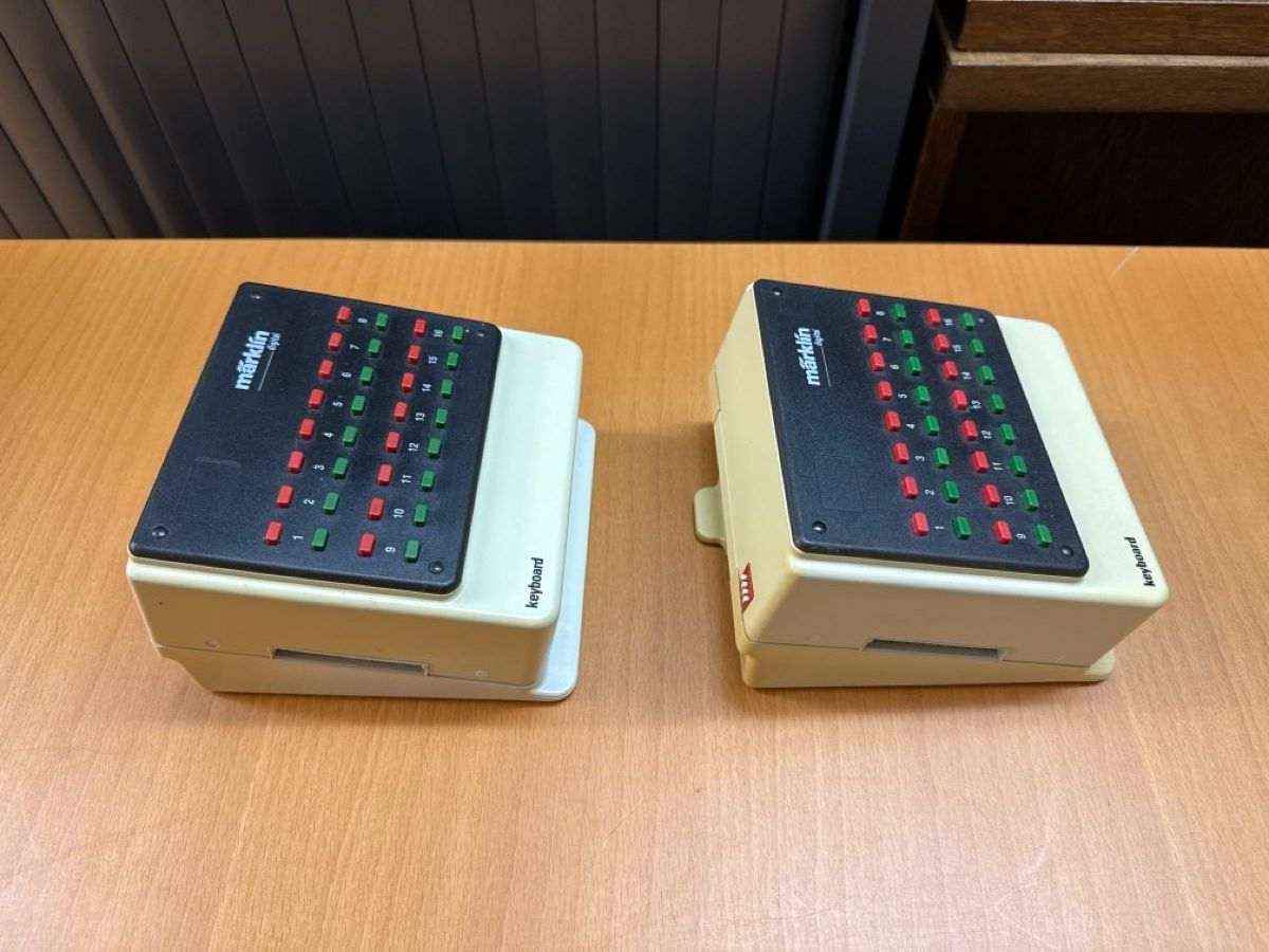 Märklin Modellini di ferrovie: 2 Stück Märklin Keyboard 6040 – Usato da Hinwil venduto da Johann57 3