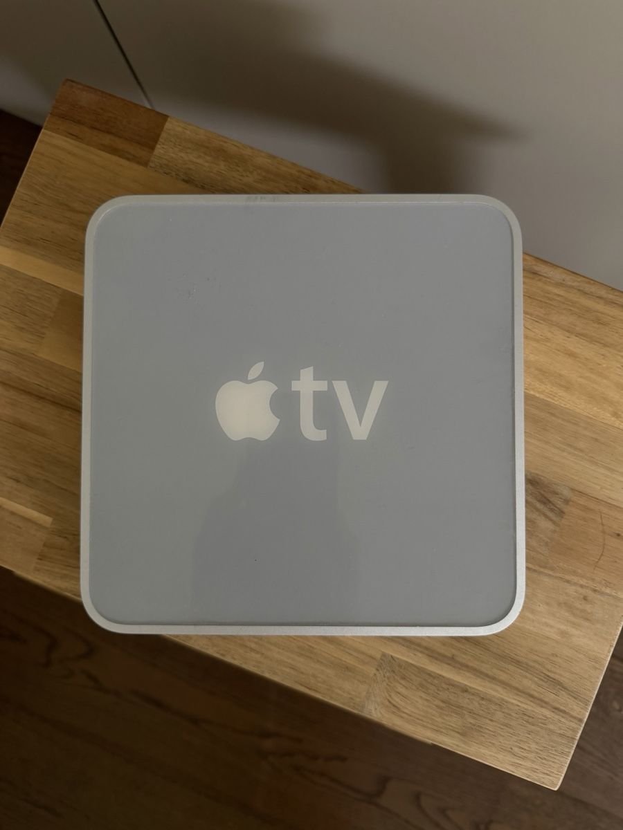 Apple Lecteur multimedia & Streamer: Apple TV (1. Generation) – D'occasion à Neuhaus SG par cynlo