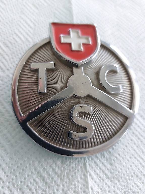 Placchette & Badge: Ancien insigne, emblême TCS – Usato da Martigny venduto da paquito60 4