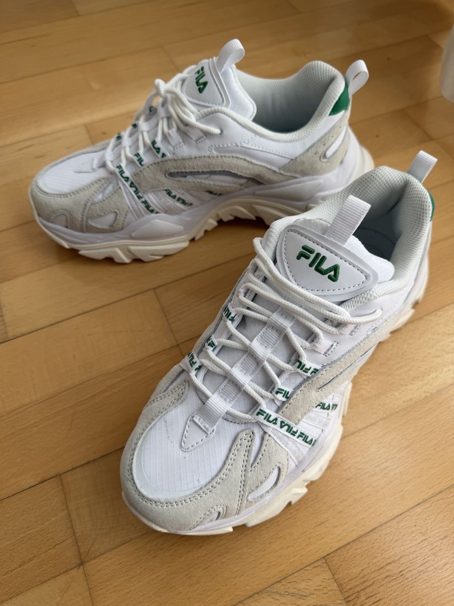 Scarpe da uomo: Fila Sneakers white size 40 excellent condition – Nuovo (secondo la descrizione) da Steinhausen venduto da mar_8y57 1