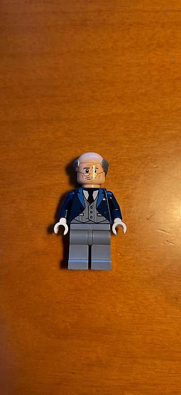 Kit di costruzioni: Alfred - Lego DC – Usato da Viganello venduto da 597_k72f