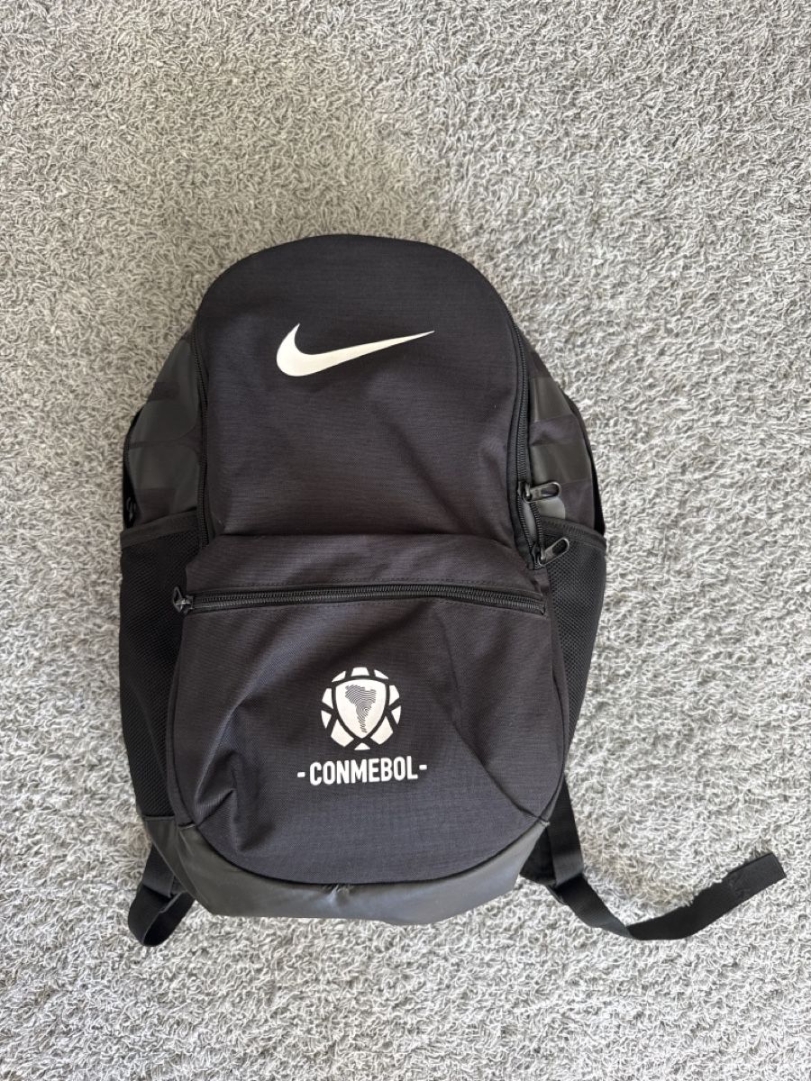 Nike Zaini: Rucksack Nike schwarz – Usato da Kloten venduto da eaefm10