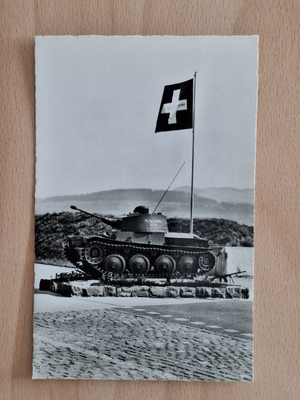 Ansichtskarten: AK Militär Schweiz, Panzer Denkmal – Gebraucht aus Lohn-Ammannsegg von Beo71