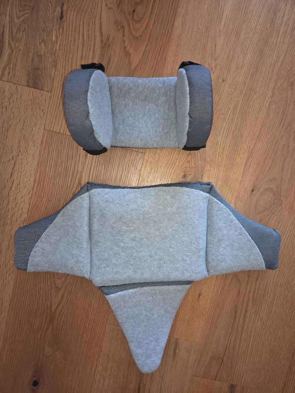 Thule Anhänger: Thule Baby Supporter / Sitzverkleinerer – Gebraucht aus Guntershausen von Asil93