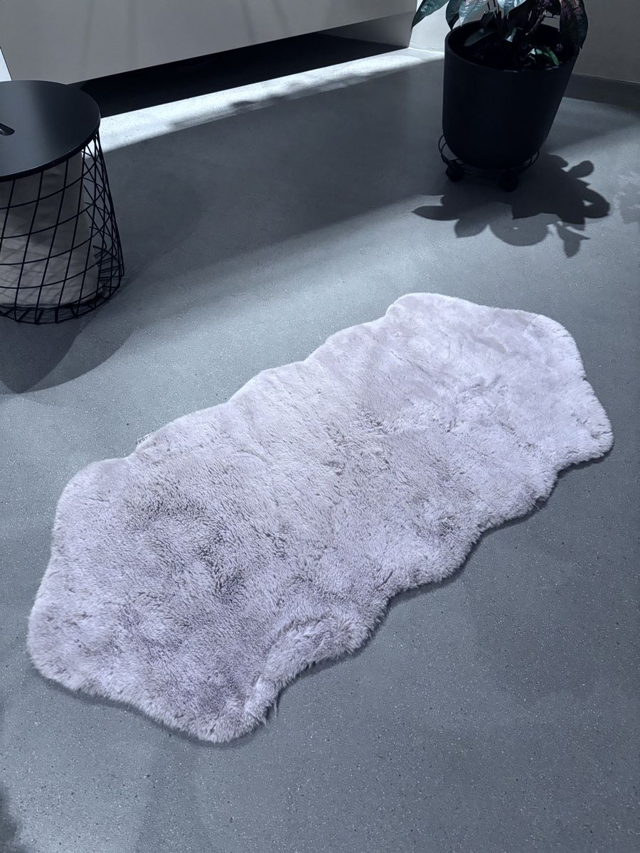 Tappeti: Kunstfell Teppich rosa schimmernd  – Usato da Rorschacherberg venduto da Kpas 3