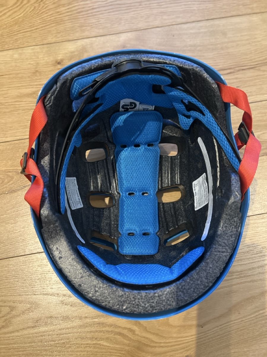 Abus Caschi: ABUS Velohelm, 1 x benutzt, Grösse 58-62 – Nuovo (secondo la descrizione) da Möhlin venduto da chb_l96z 1