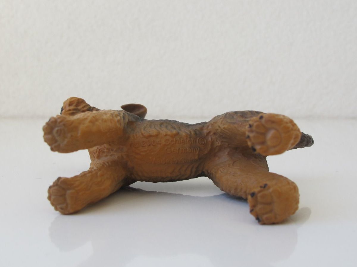 Schleich Statuette: Schleich 16336 Airedale Terrier Hund – Usato da Vilters venduto da hedi00 5