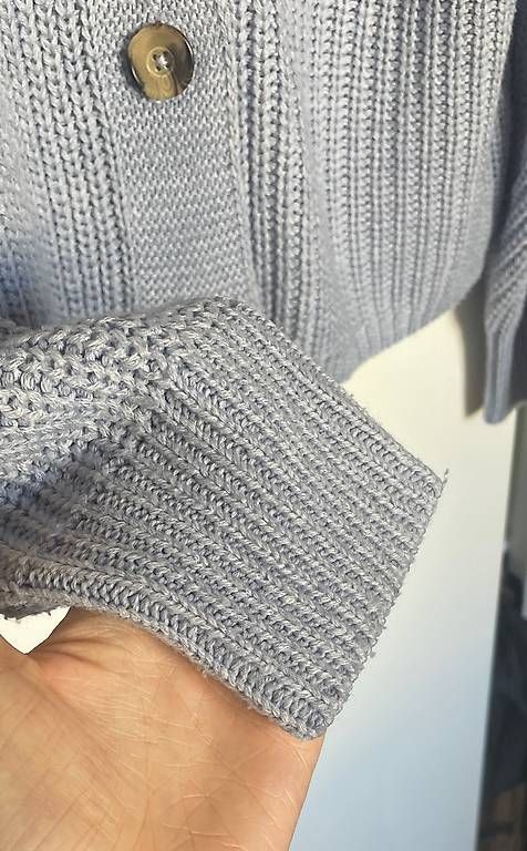 Giacche: Cardigan babyblau  – Usato da Itingen venduto da alexasoldie 2