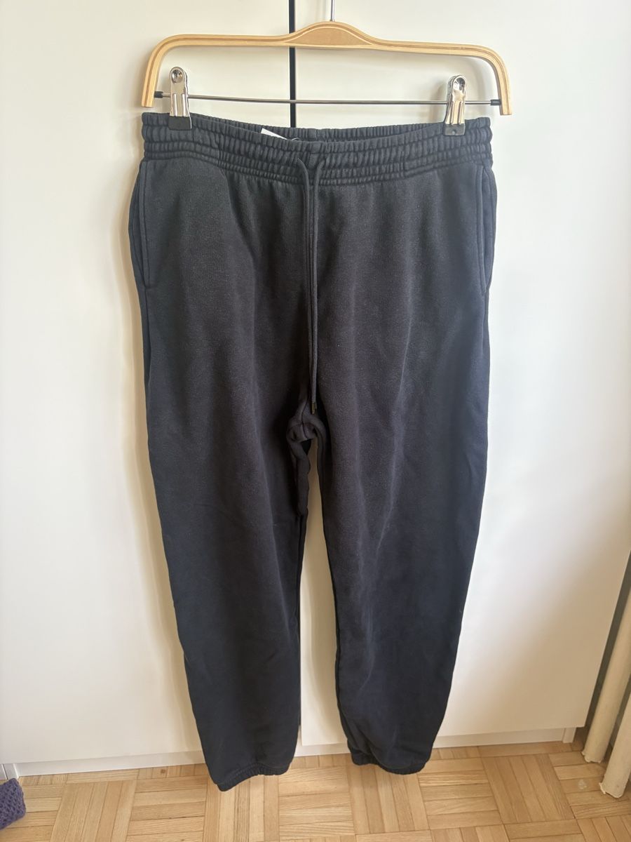 Uniqlo Pantaloni: Uniqlo trainerhose M – Usato da Zürich venduto da ritzo1
