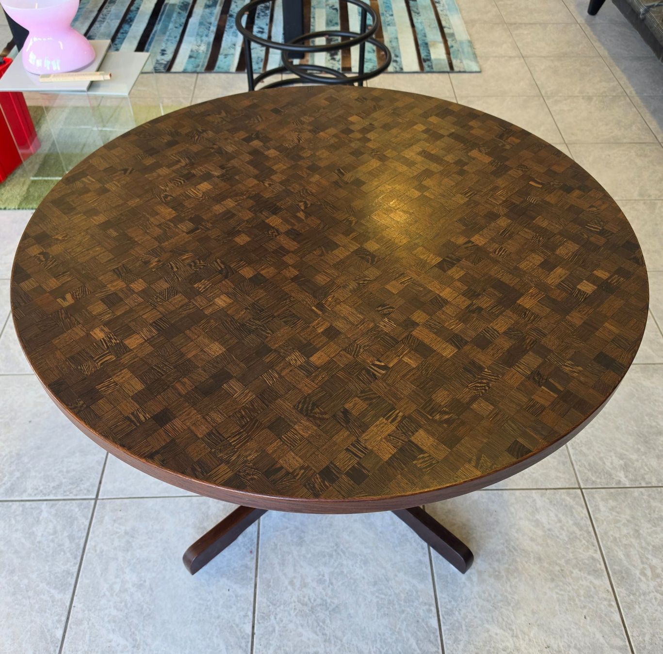 Tables: Idealheim Basel Esstisch Wengen Mosaik Tisch Dining Table – D'occasion à Nottwil par Wondewa-Shop 1