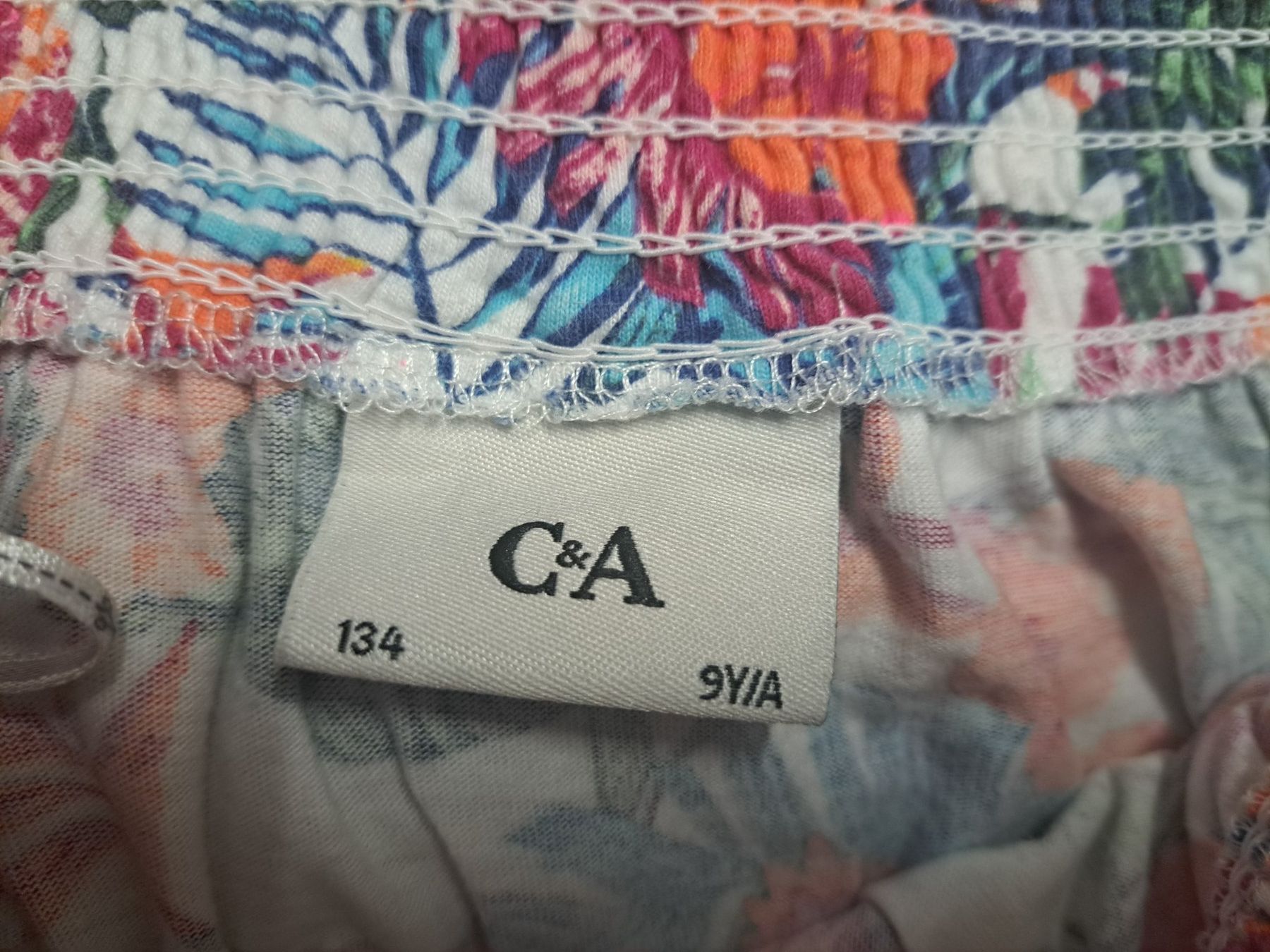 C&A Lotti & Set di vestiti: Sommer Röcke 3er Set, Grösse 134, C&A – Usato da Kaltbrunn venduto da Nili133 1