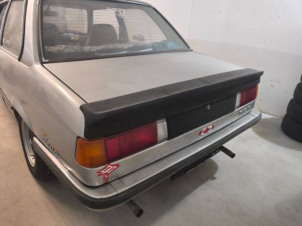 Autos: BMW E21 323i Restaurationsobjekt. – D'occasion à Zihlschlacht par rad_vvm9 2