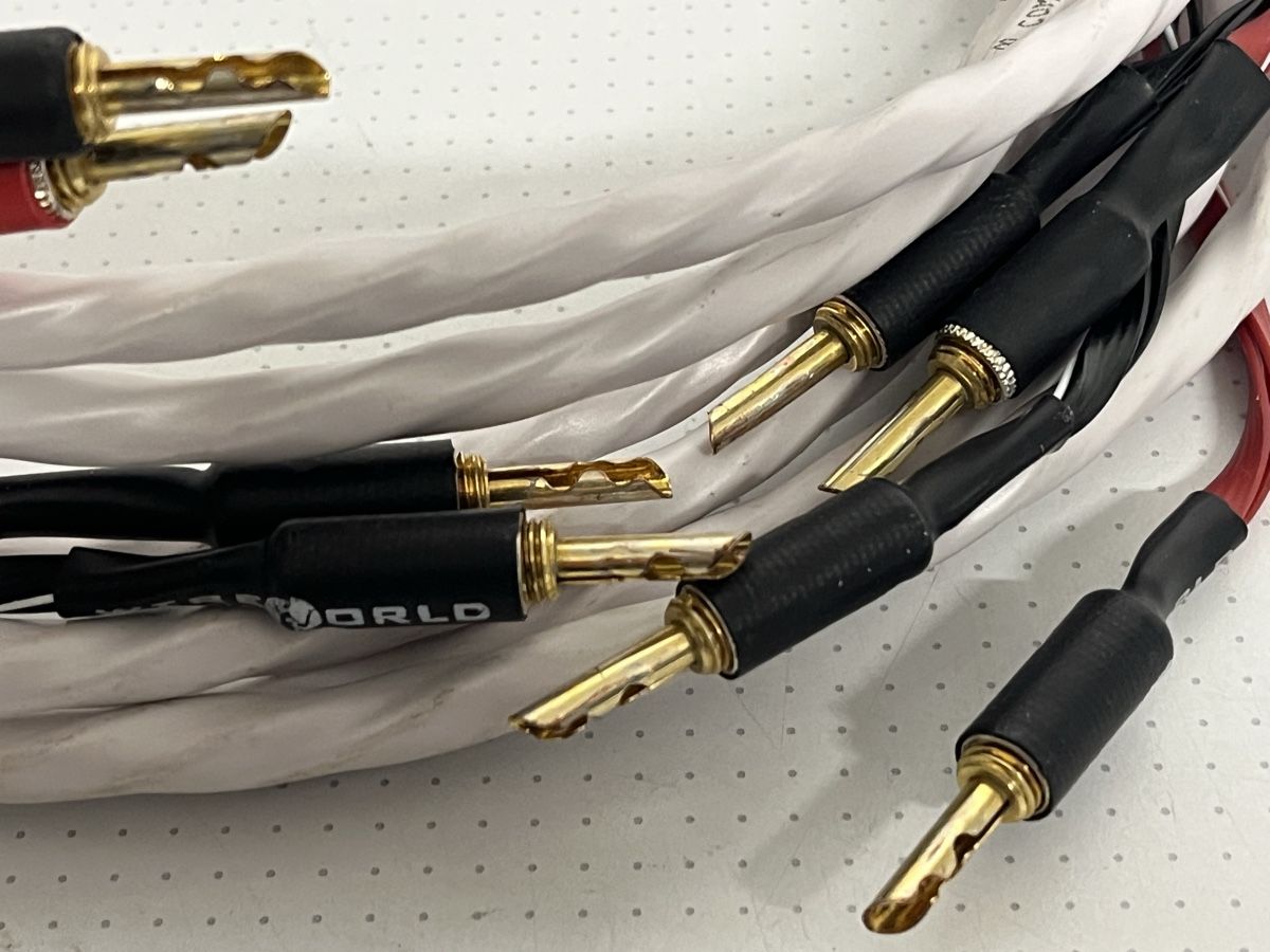 WireWorld Cavi: WireWorld Luna 8 Lautsprecherkabel – Usato da Altnau venduto da Ajtschei 3