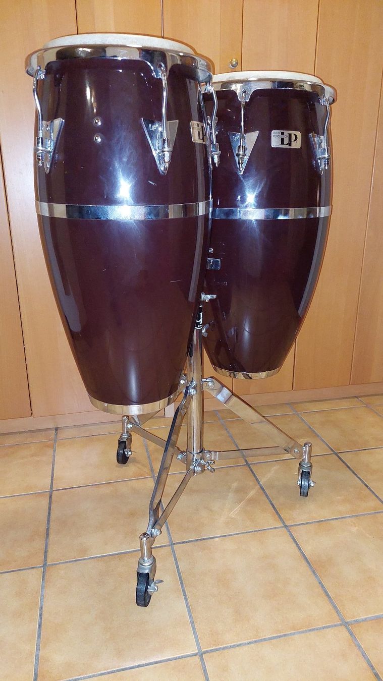 Meinl Musikinstrumente: Congas – Gebraucht aus Sullens von Bruj