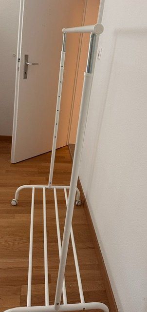 Garderobe: Kleiderständer – Gebraucht aus Winterthur von nicole_gisler 1