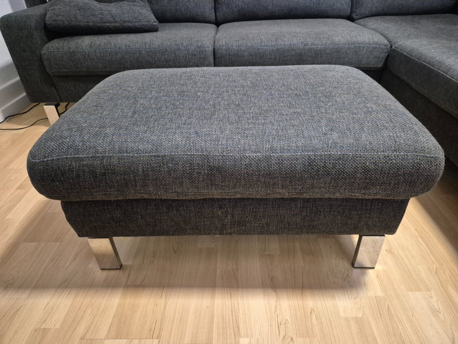 Divani: Sofa anthrazit aus sehr robustem Polsterstoff – Usato da Schaffhausen venduto da petzibi 4