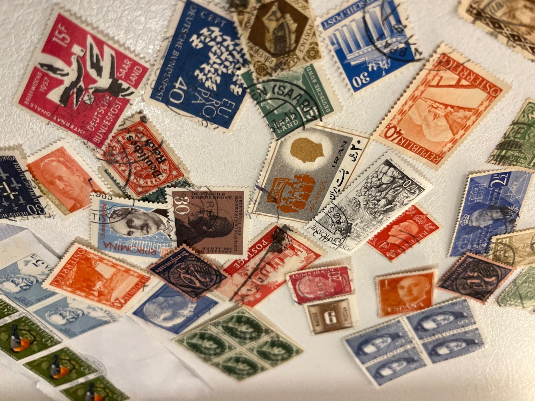Tutti i francobolli: Lot 38: Lot mit mix Briefmarke – Usato da Chiasso venduto da AzenYa