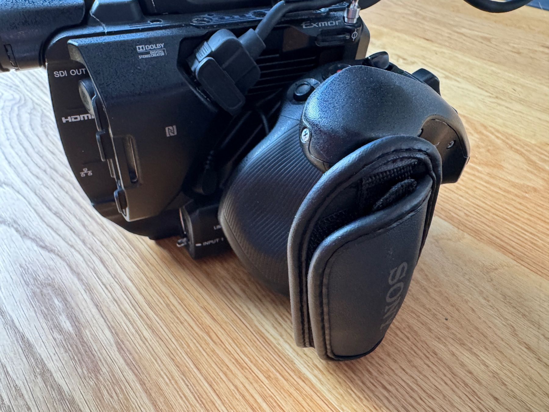 Sony Videocamere: Sony Fs5 inkl. Objektiv – Usato da Schlatt TG venduto da a.more4 2