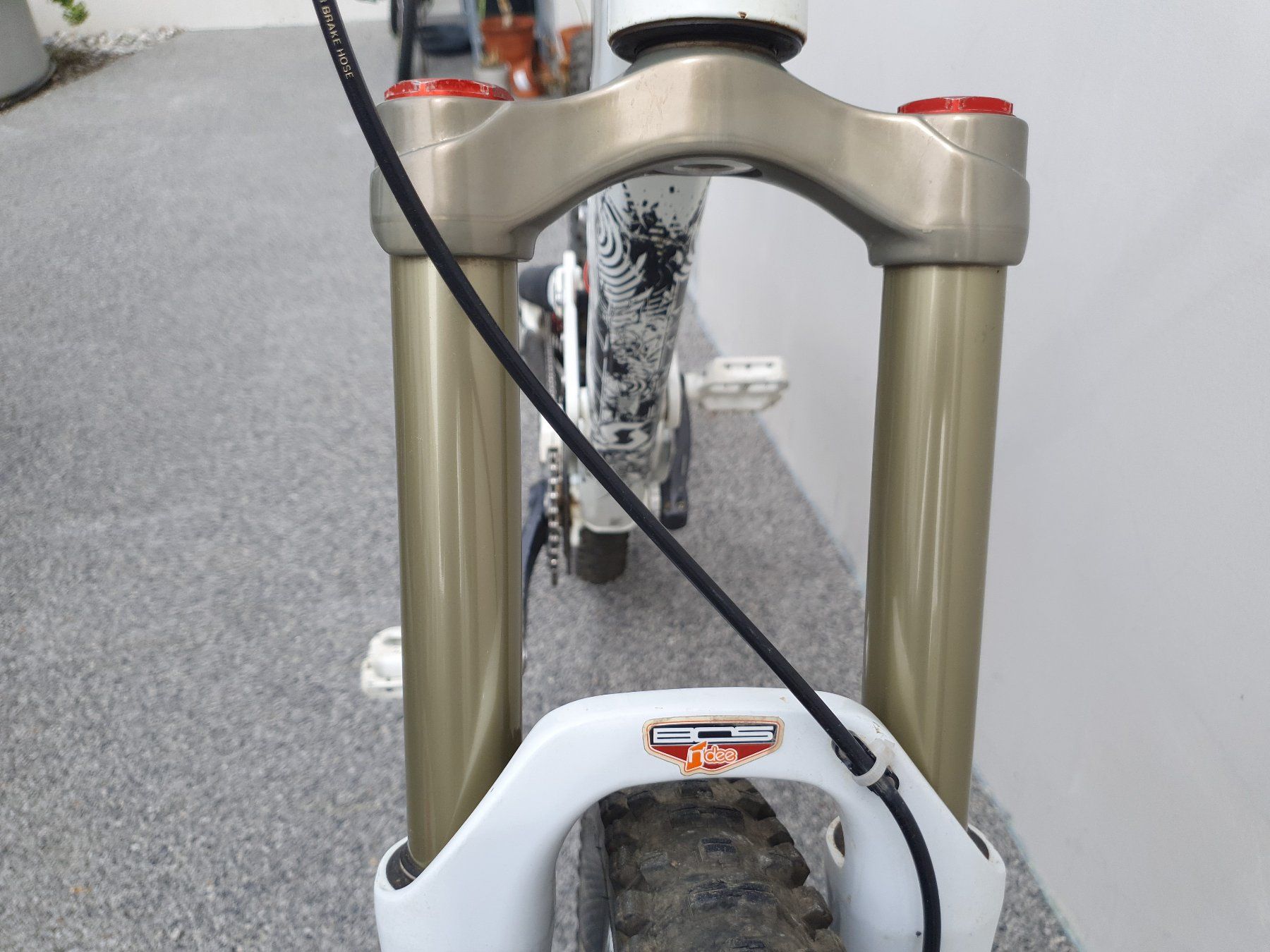 Scott Velos: Scott Voltage FR - BOS fork & shock - Ti spring – Gebraucht aus Zürich von  2