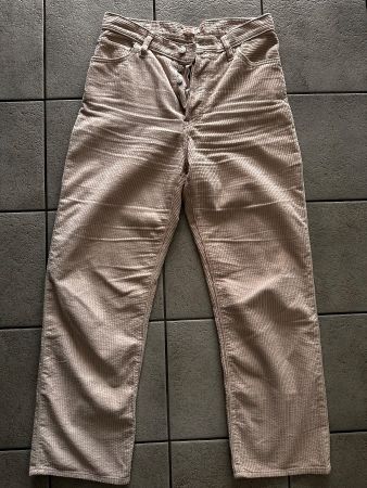 Levis Cordhose Gr 29